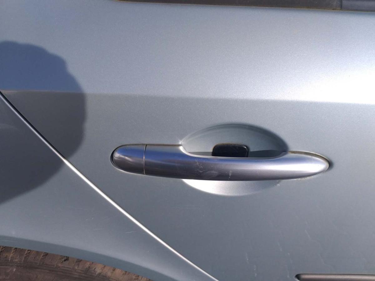 Renault Laguna 2 original T&uuml;r hinten rechts TEB64 Silber Flie&szlig;heck Rohbau Bj.2002